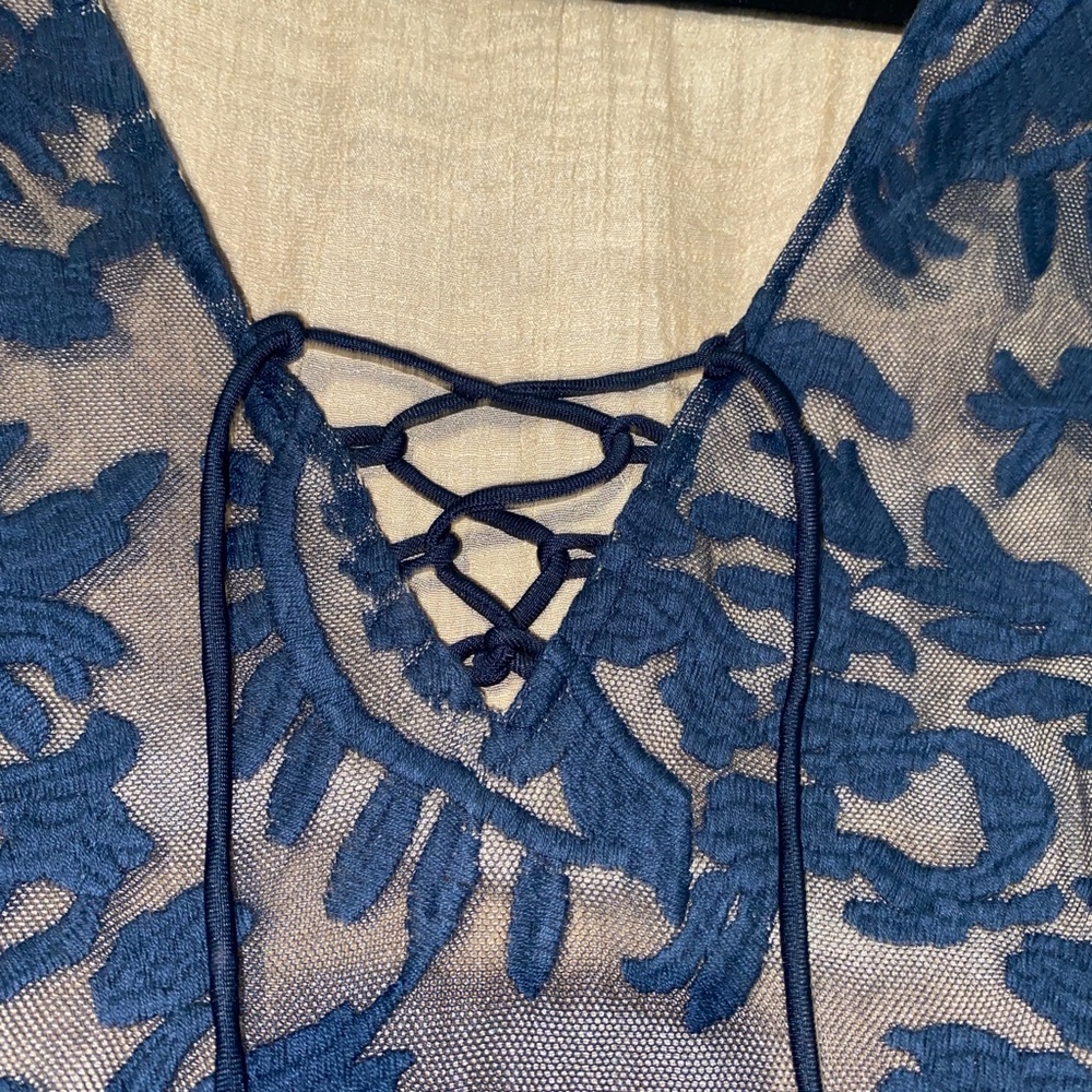 Bronte Lace Overlay Nude Lining Bell Sleves Navy Blue - Picture 2 of 8
